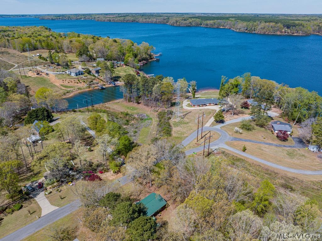 215 Lakeview Drive, Roanoke Rapids NC 27870 photo 68