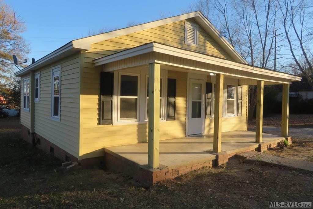 1008 Carolina Street, Roanoke Rapids NC 27870 photo 2