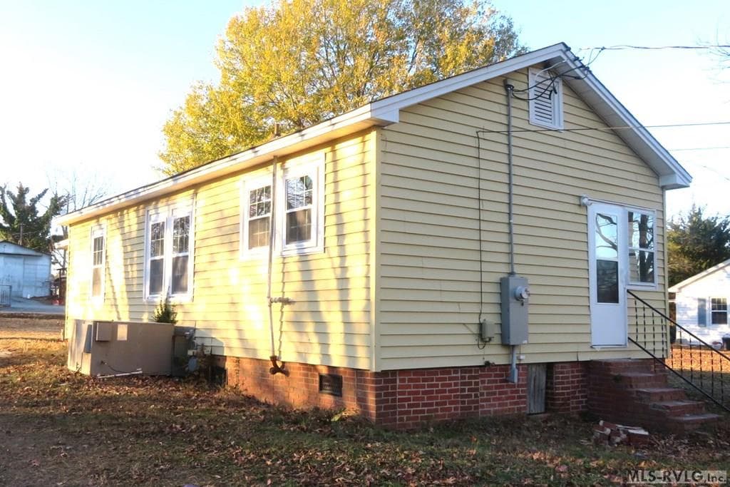 1008 Carolina Street, Roanoke Rapids NC 27870 photo 3