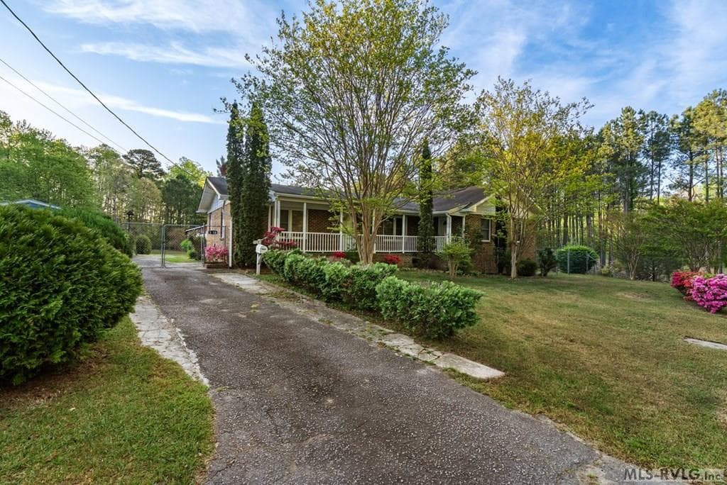 1118 Mapleton Street, Roanoke Rapids NC 27870 photo 2