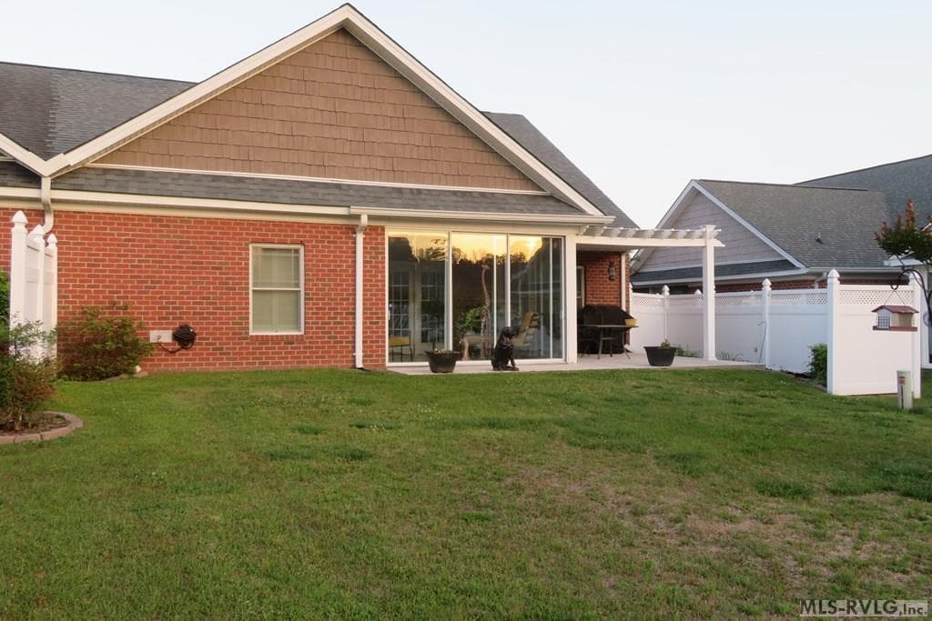 103 Savannah Circle, Roanoke Rapids NC 27870 photo 2