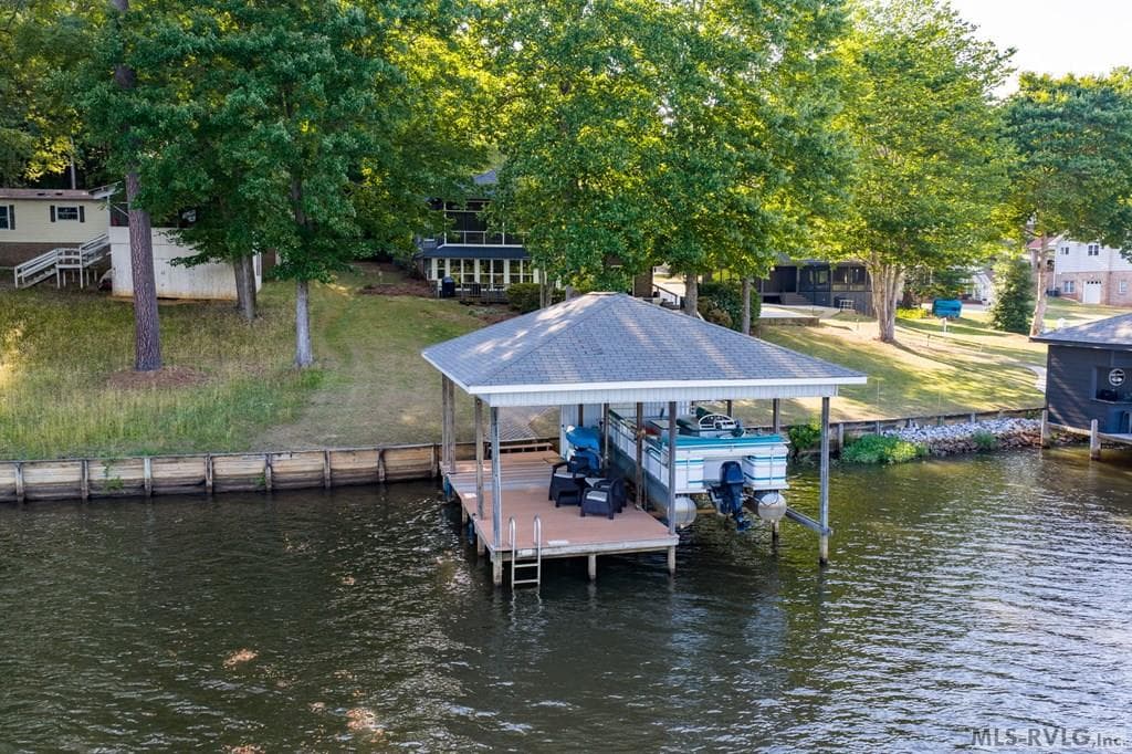 Dock
