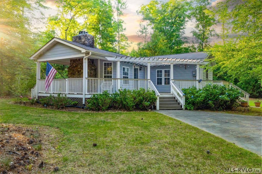 199 N Holiday Dr, Macon NC 27551 photo 2