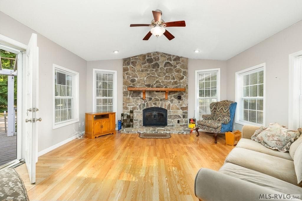 199 N Holiday Dr, Macon NC 27551 photo 3