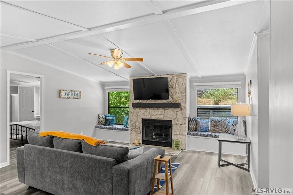 Open Floor Living/Dining Room Area