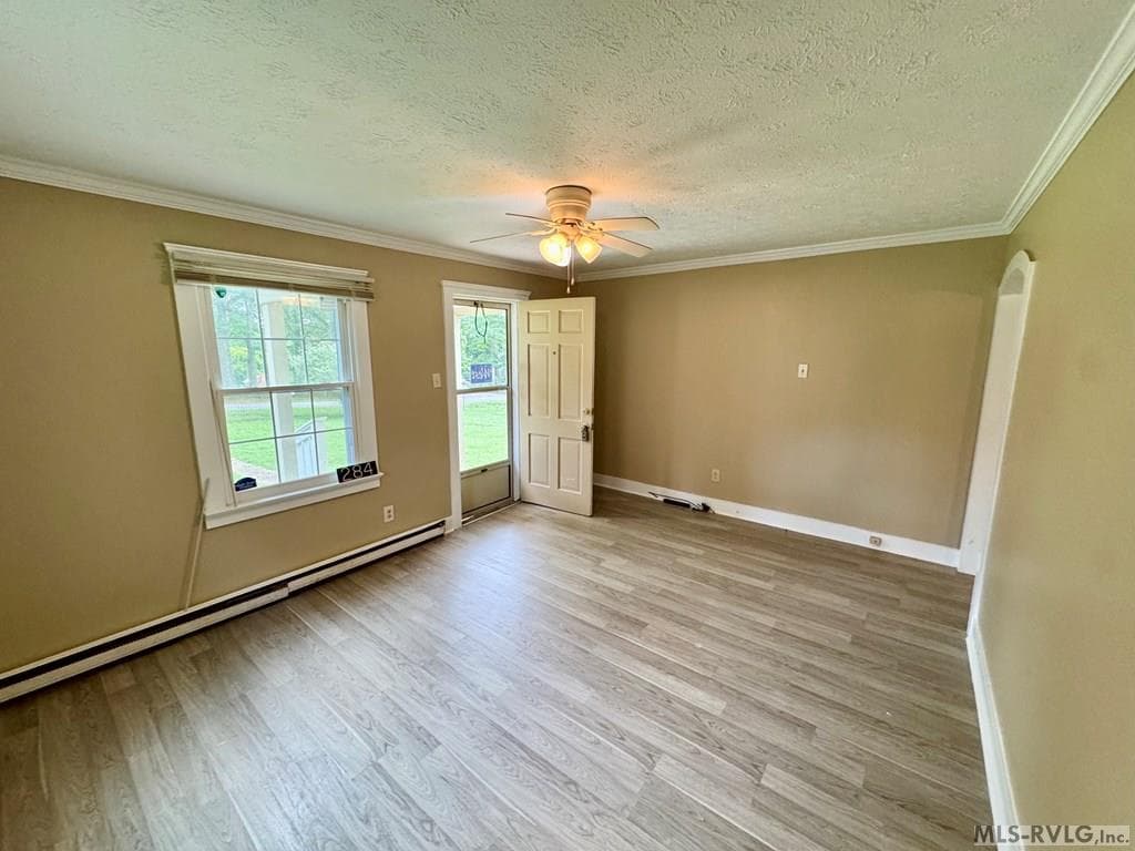 284- Living Room