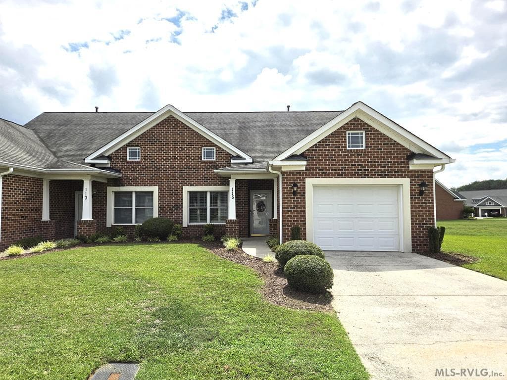 115 Savannah Circle N, Roanoke Rapids NC 27870