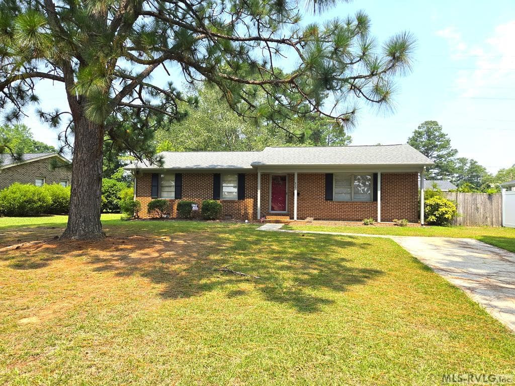 829 Allen Avenue, Roanoke Rapids NC 27870