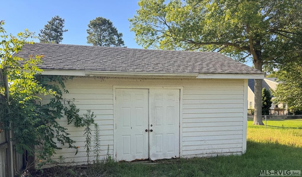Storage shed
