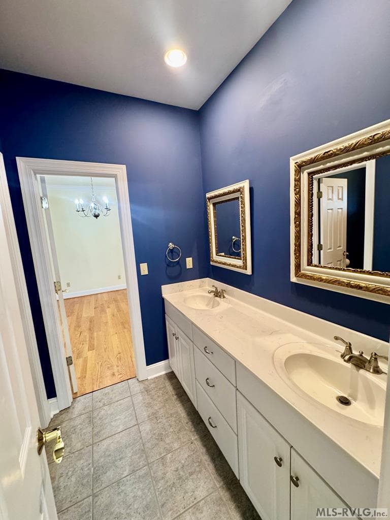 The Jack & Jill Bath
