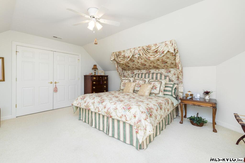 #3rd bedroom with Jack-n-Jill bathroom