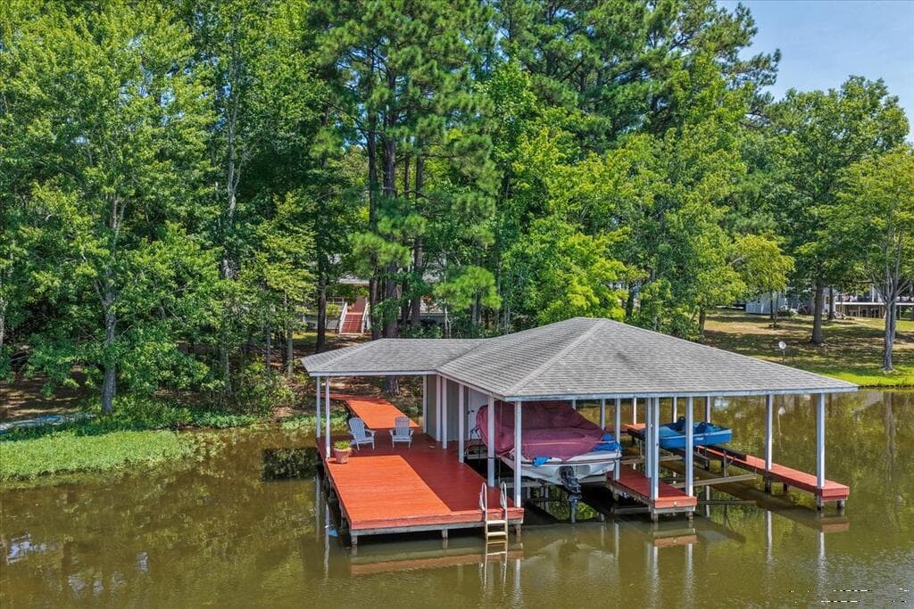 725 Valentines Street, Gasburg VA 23857