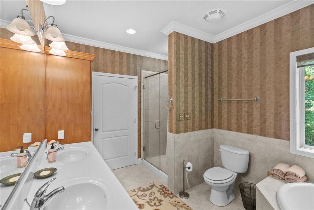 725 Valentines Street, Gasburg VA 23857 photo 38