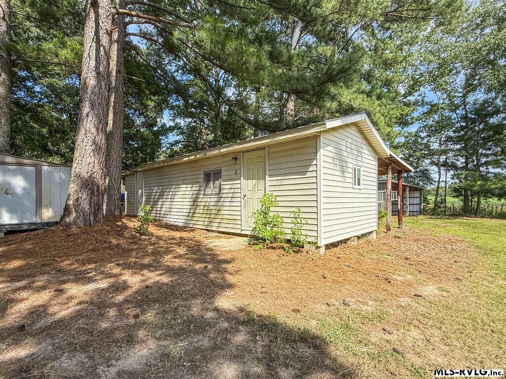 3945 Plank Rd, South Hill VA 23970 photo 24