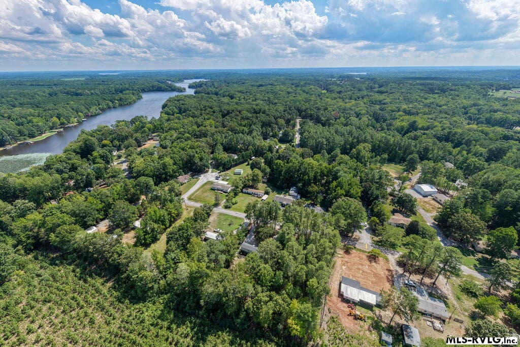 675 Hawthorne Dr, Bracey VA 23919 photo 44