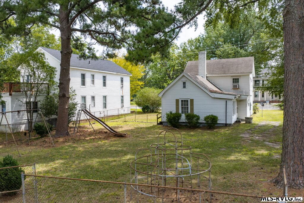 Residential/Vacation at 211 N. Mecklenburg Ave., South Hill VA 23970, South Hill, photo 23 of 35