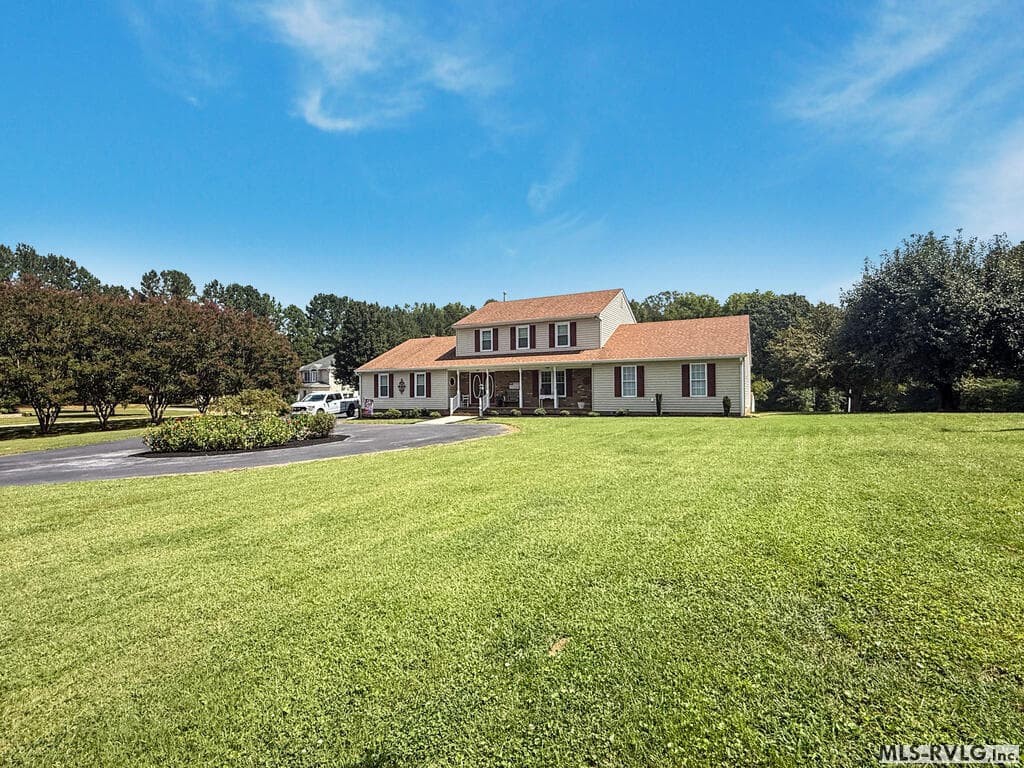 Residential/Vacation at 904 Forest Ln, South Hill VA 23970, South Hill, photo 35 of 68