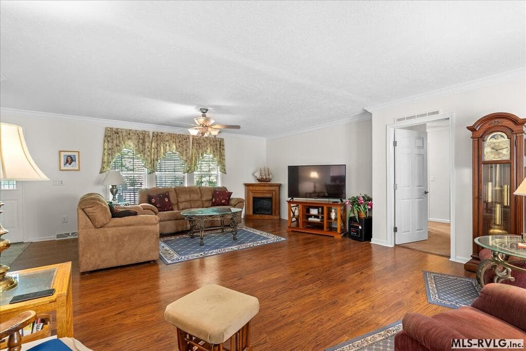 Modular-Off Frame,Residential/Vacation at 124 Lakeview Drive, Bracey VA 23919, Bracey, photo 13 of 41