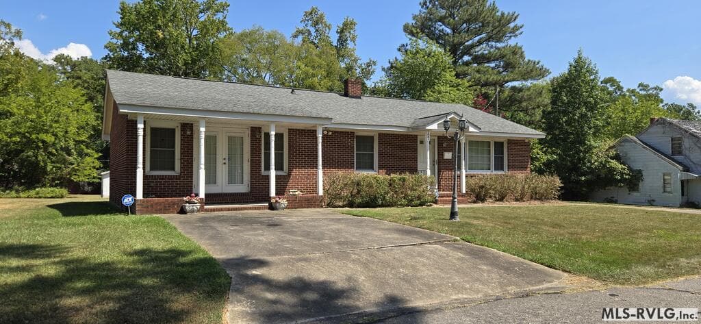 Residential/Vacation at 127 Poplar St, Roanoke Rapids NC 27870, Roanoke Rapids, photo 2 of 27