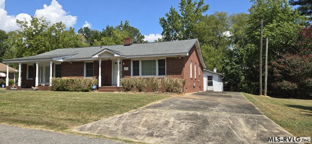 Residential/Vacation at 127 Poplar St, Roanoke Rapids NC 27870, Roanoke Rapids, photo 4 of 27