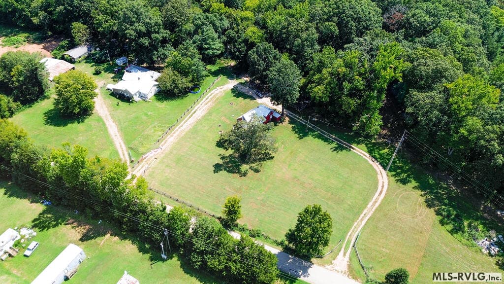 Residential/Vacation at 652 Bailey Dr, Chase City VA 23924, Chase City, photo 43 of 46