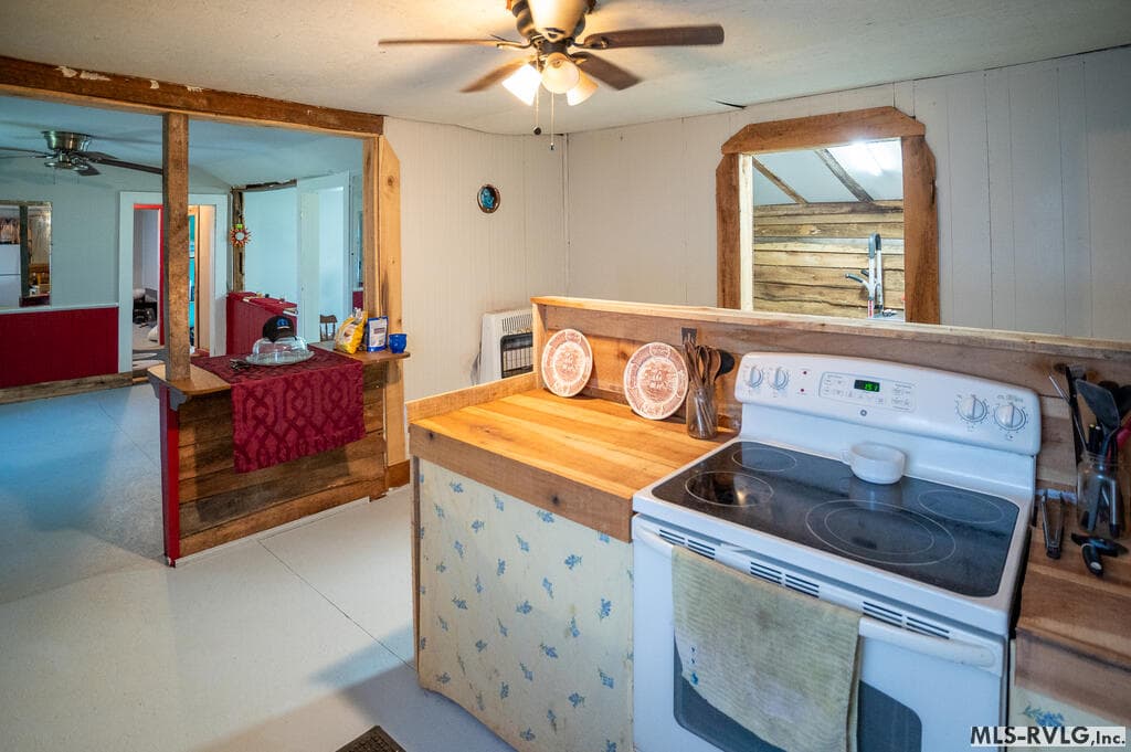 Residential/Vacation at 652 Bailey Dr, Chase City VA 23924, Chase City, photo 10 of 46