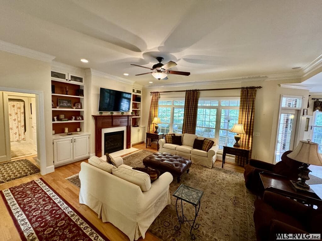 The Great Room - 207 Sir Payton Dr., Clarksville VA 23927, Clarksville