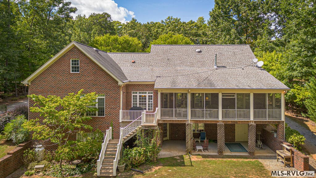 The Rear - 207 Sir Payton Dr., Clarksville VA 23927, Clarksville