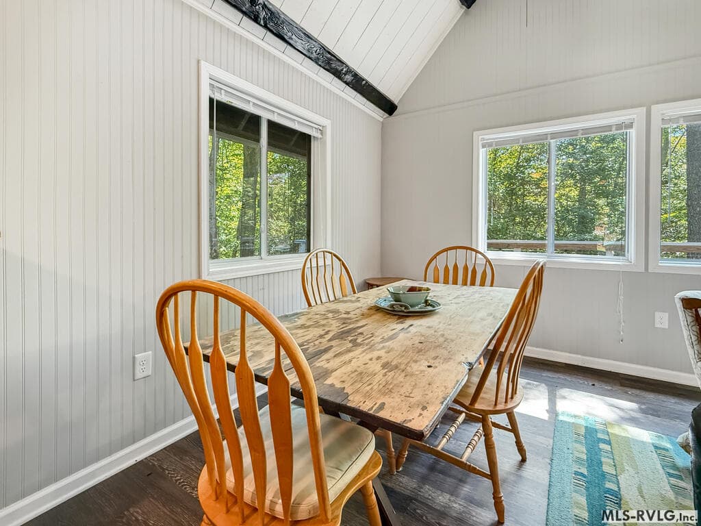 Residential/Vacation at 639 Holly Grove Ln, Bracey VA 23919, Bracey, photo 6 of 40