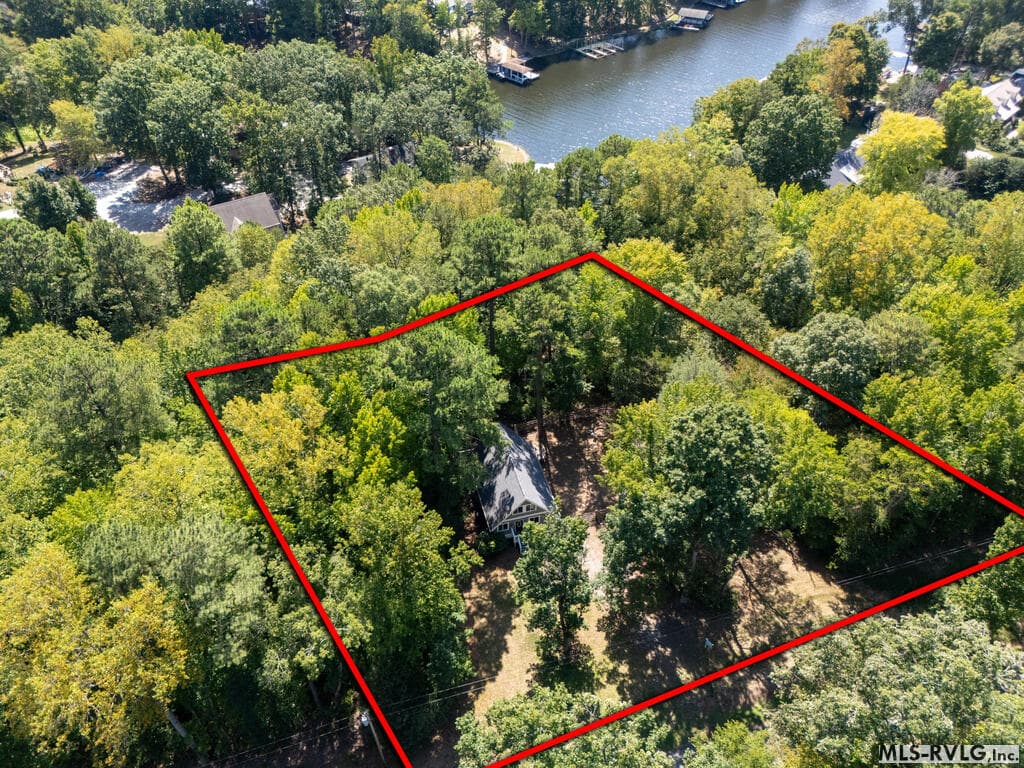 Lake access - 639 Holly Grove Ln, Bracey VA 23919, Bracey
