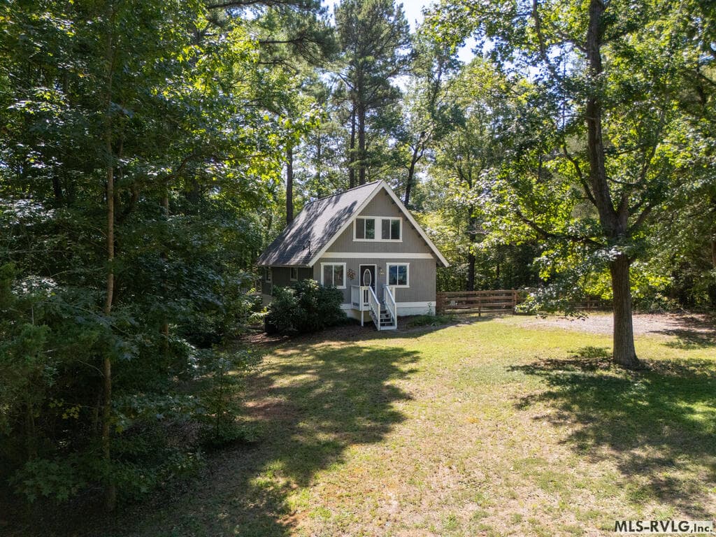 Residential/Vacation at 639 Holly Grove Ln, Bracey VA 23919, Bracey, photo 3 of 40