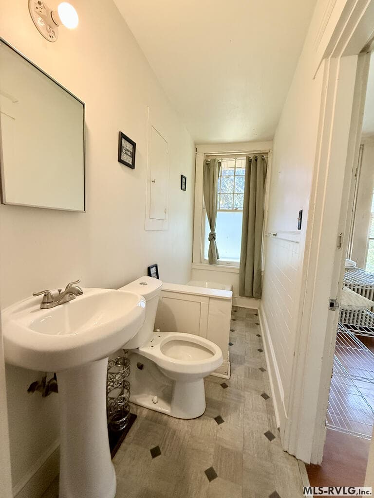 Residential/Vacation at 405 S Main Street, Lawrenceville VA 23868, Lawrenceville, photo 10 of 19