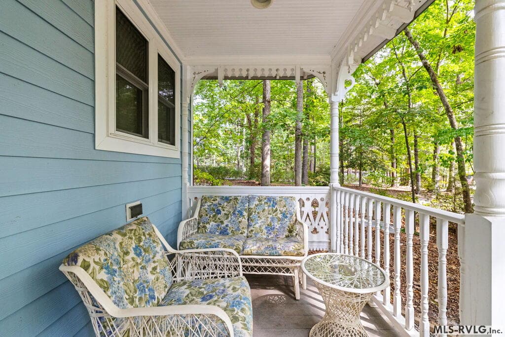 Second Home Front Porch - 636 Beechwood Drive, Bracey VA 23919, Bracey