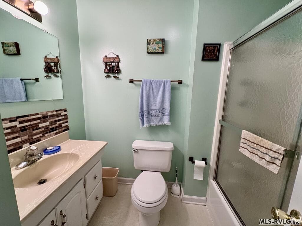 Residential/Vacation at 994 Strawberry Lane, Buffalo Junction VA 24529, Buffalo Junction, photo 11 of 35