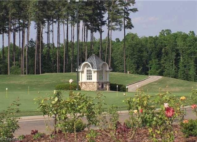 Single Family Residence at 2 Claridge Court, Greensboro NC 27407, photo 6 of 11