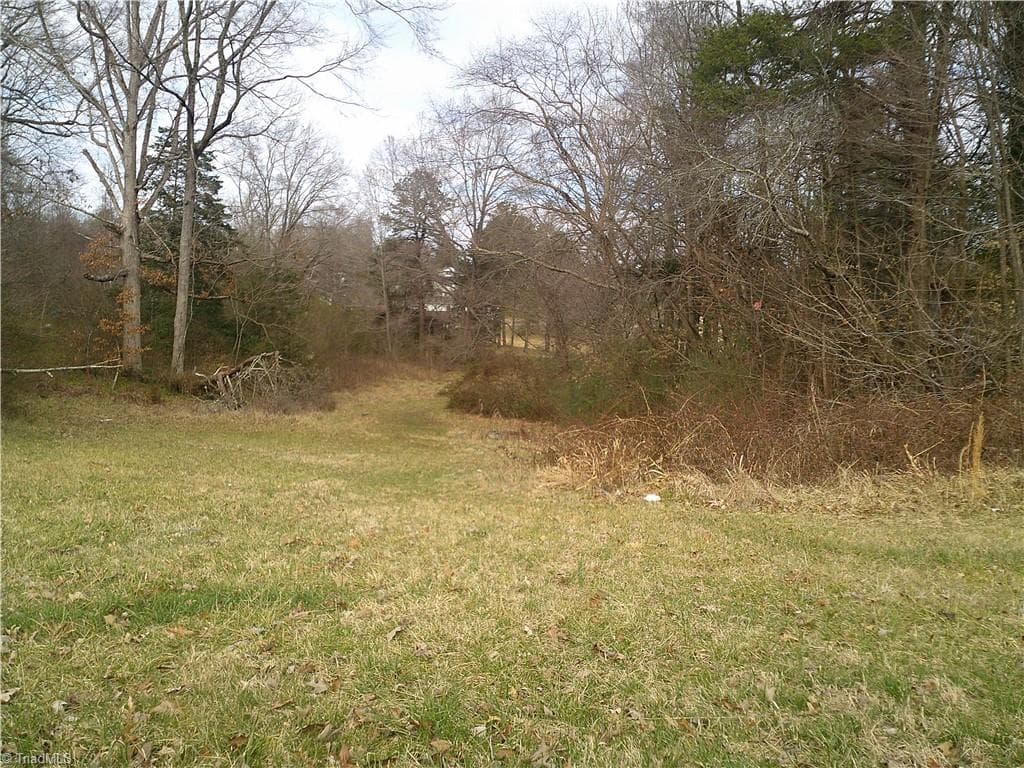 1 Harb Drive, Lexington NC 27295