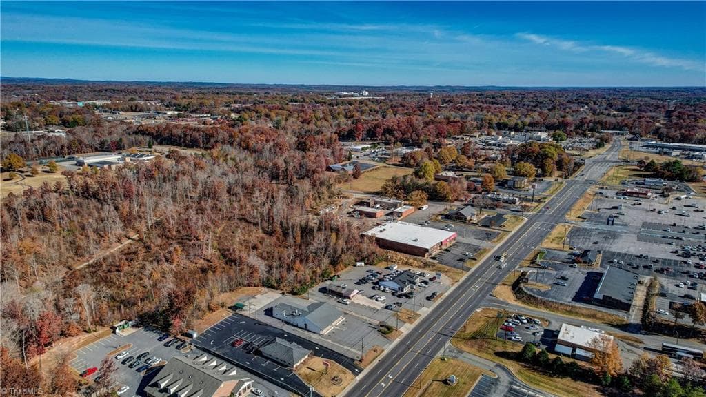 Remarks at 247 W Kings Highway, Eden NC 27288, Eden, photo 11 of 100