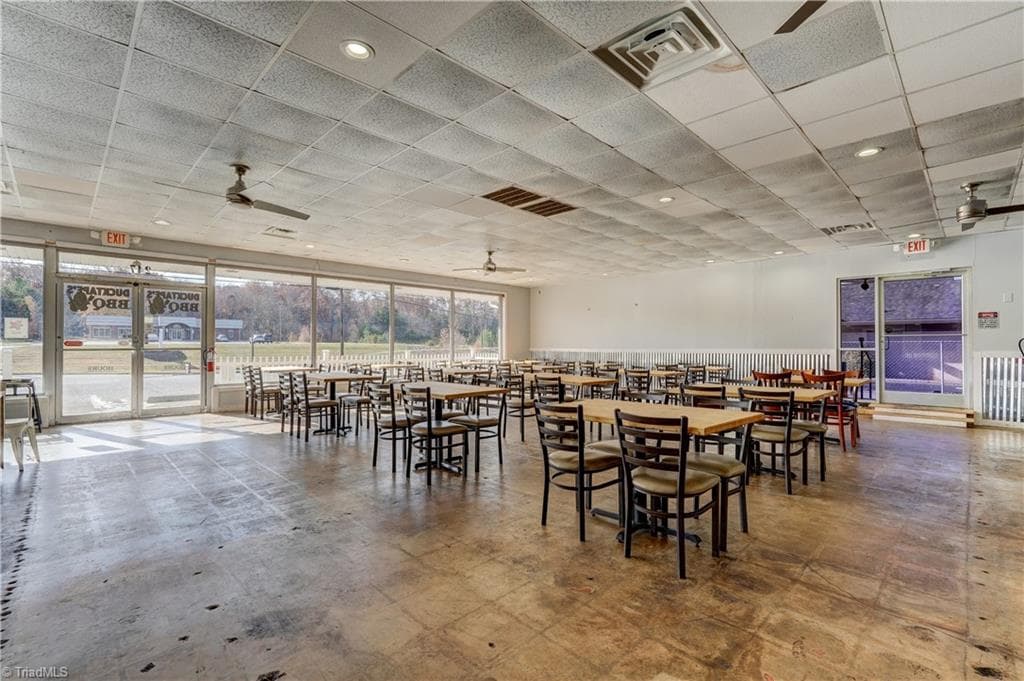 Remarks at 247 W Kings Highway, Eden NC 27288, Eden, photo 25 of 100