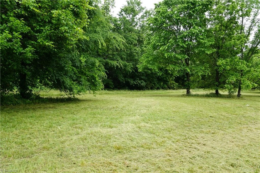 253 N Urban Street, Thomasville NC 27360