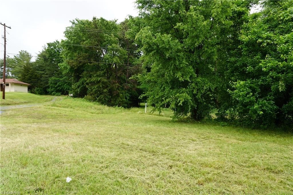 Commercial at 253 N Urban Street, Thomasville NC 27360, photo 5 of 16
