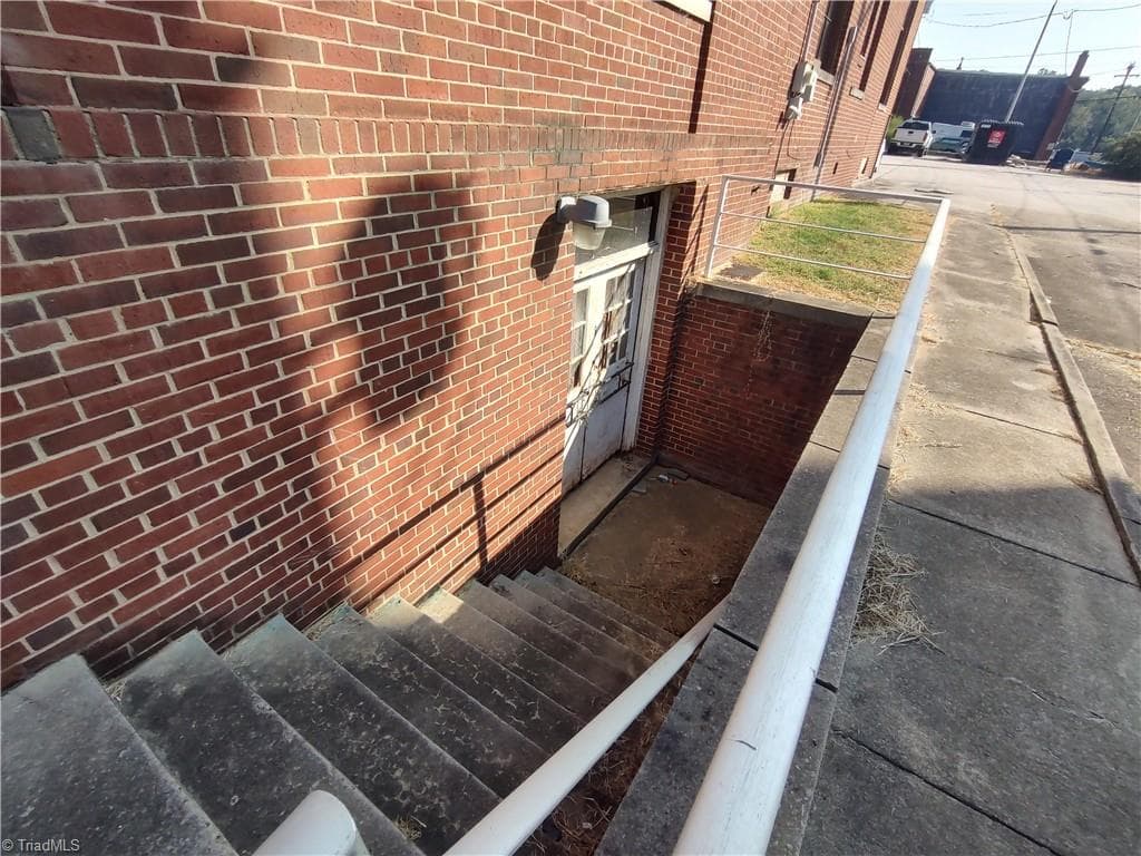 Investment at 634 Monroe Street, Eden NC 27288, Eden, photo 11 of 16