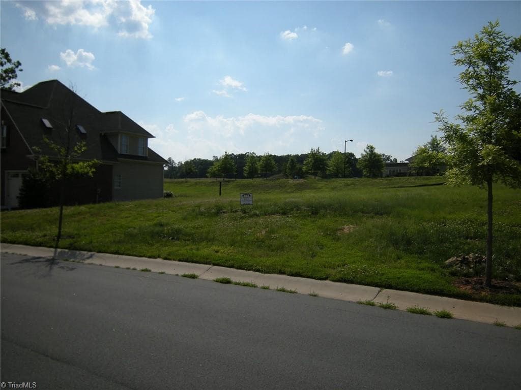 Single Family Residence at 3935 Kincade Drive, Burlington NC 27215, Burlington, photo 2 of 5