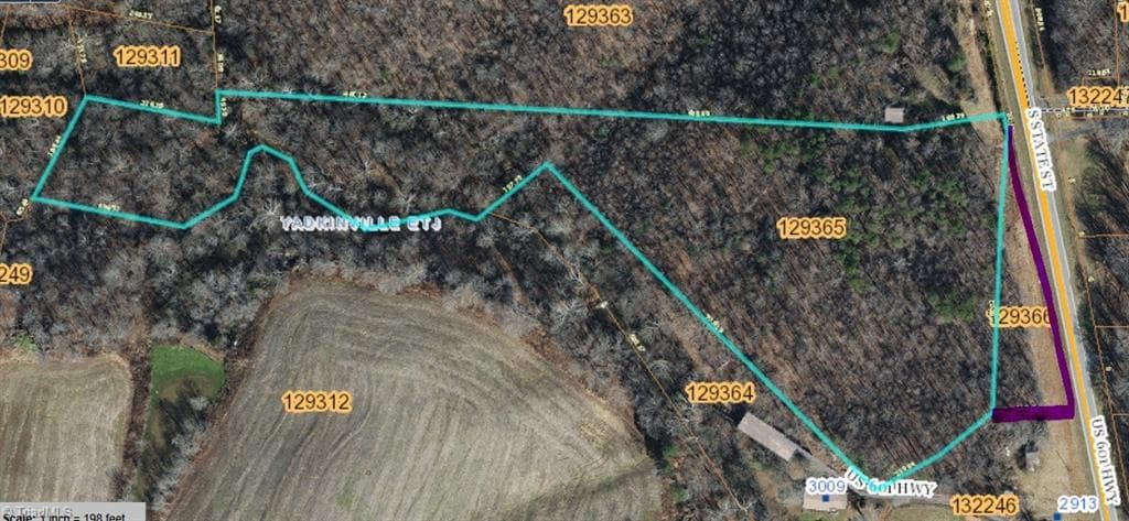 1122 S State Street, Yadkinville NC 27055