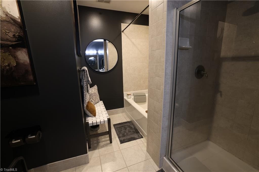 Stick/Site Built at 605 W market Street W # 408, Greensboro NC 27401, photo 10 of 12