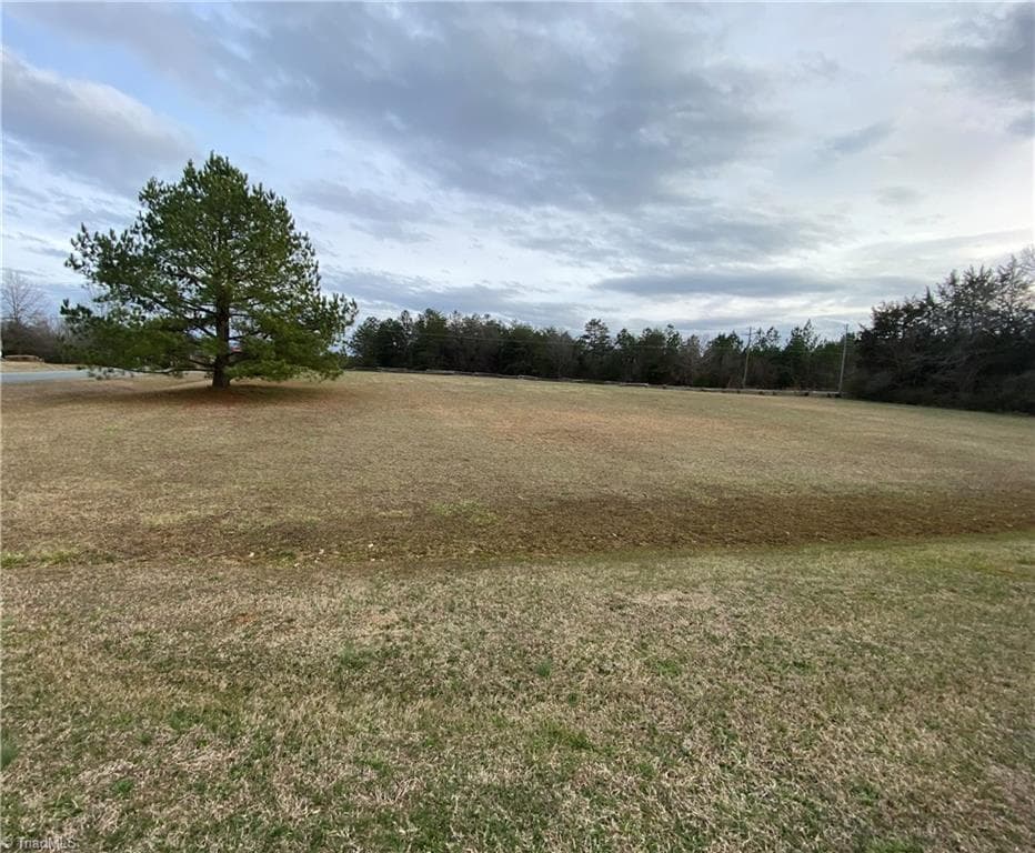 Single Family Residence at 4524 W Millstone Drive, Burlington NC 27215, Burlington, photo 14 of 23