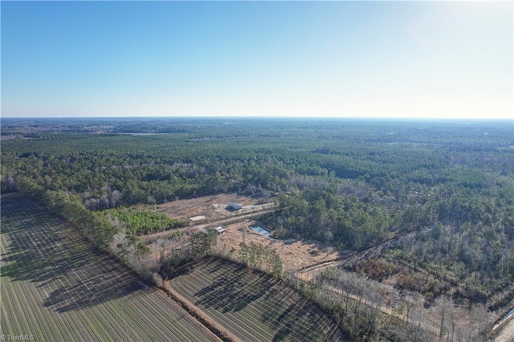 Single Family Residence at 105 Bay Drive, Tabor City NC 28463, photo 6 of 17