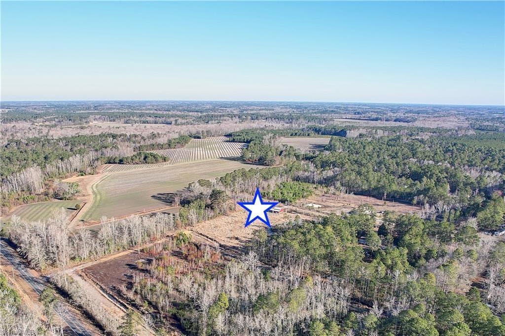 Single Family Residence at 105 Bay Drive, Tabor City NC 28463, photo 10 of 17