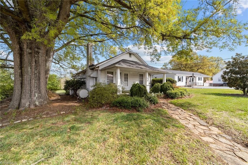 Investment at 313 King Street, King NC 27021, King, photo 5 of 54