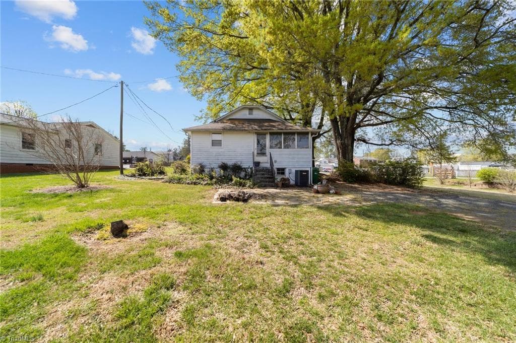Investment at 313 King Street, King NC 27021, King, photo 15 of 54