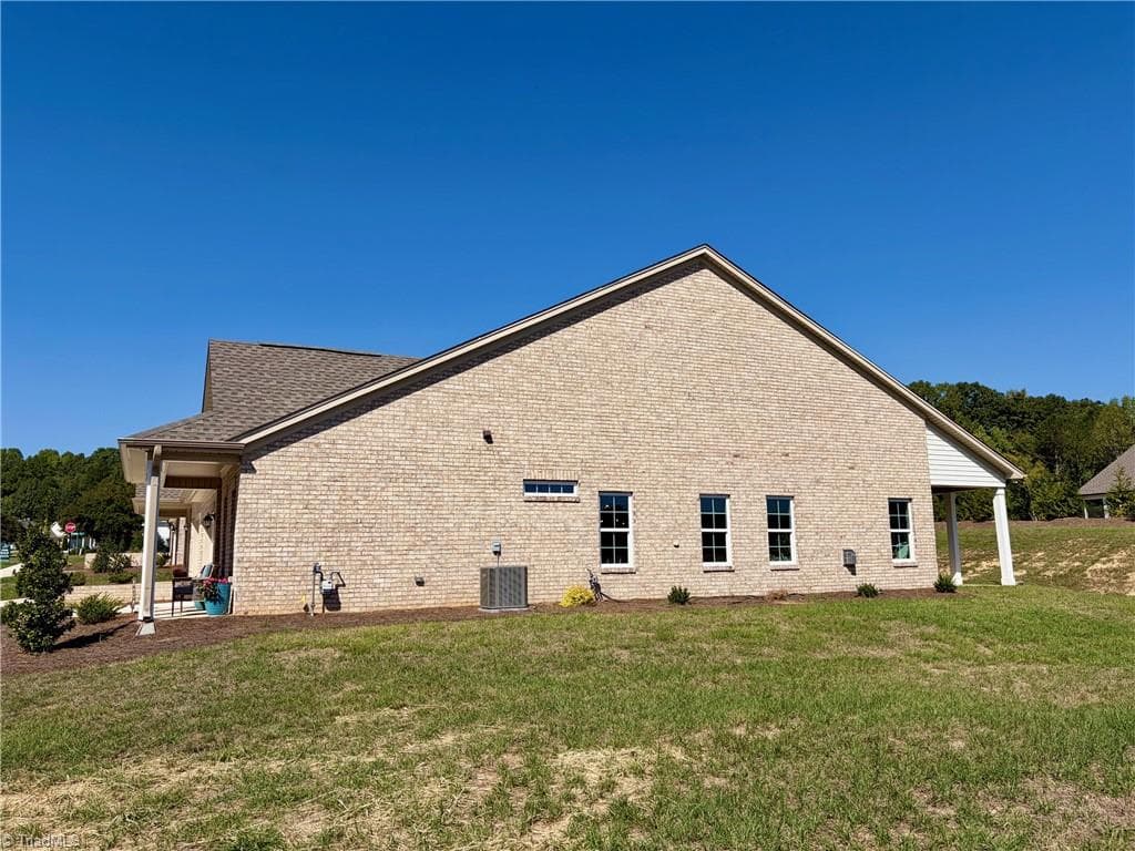 Stick/Site Built at 3601 Townland Circle, Clemmons NC 27012, photo 32 of 38